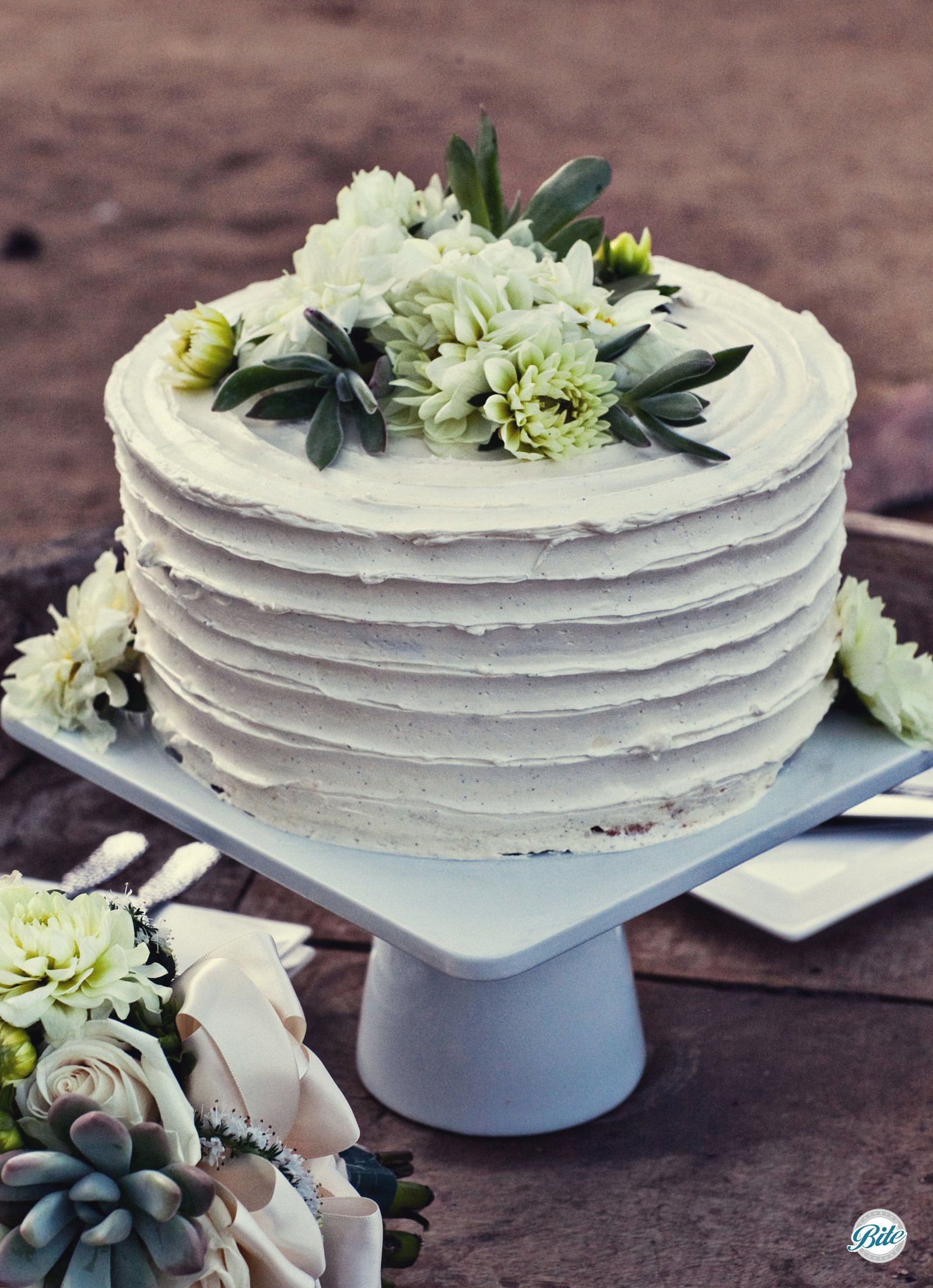 Rustic Chic Wedding Cake