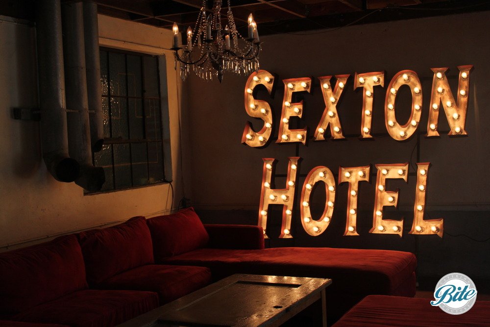 Studio 11 Sexton Hotel Lounge